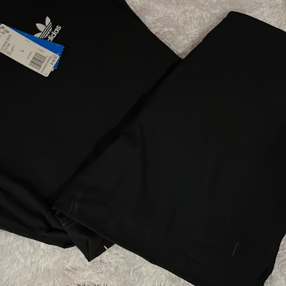 Adidas - Picture 2 of 2